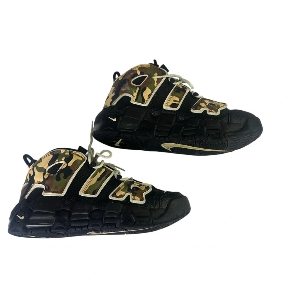 Nike Black and‎ Tan Sneakers Retro Style